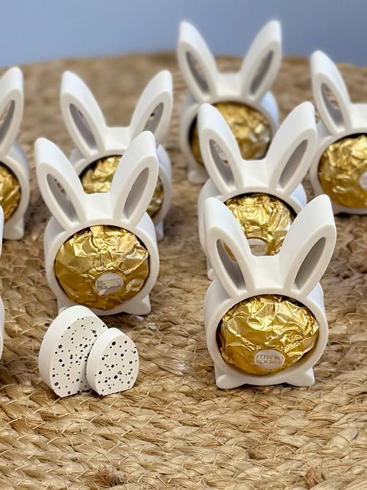 Deko-Osterhase aus Keraflott – Perfekt als Schokohalter oder Serviettenring 🐰✨